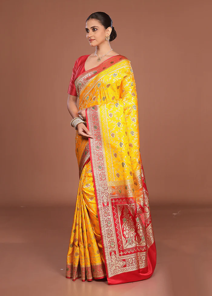 Yellow Banarasi Silk Saree With Blouse Piece - Image 4