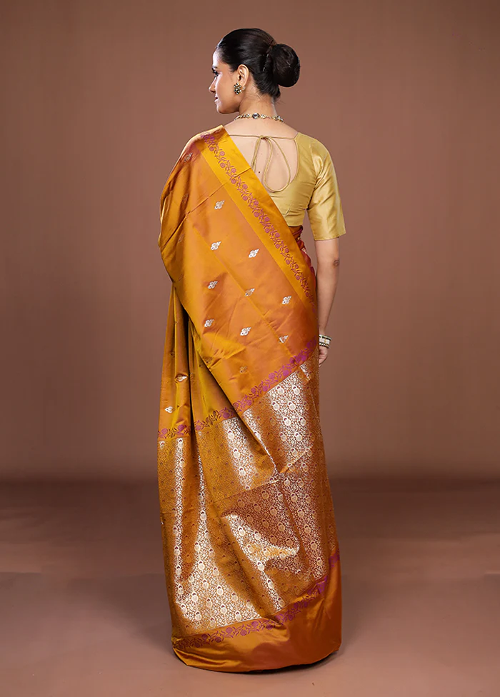 Yellow Banarasi Silk Saree With Blouse Piece - Image 3
