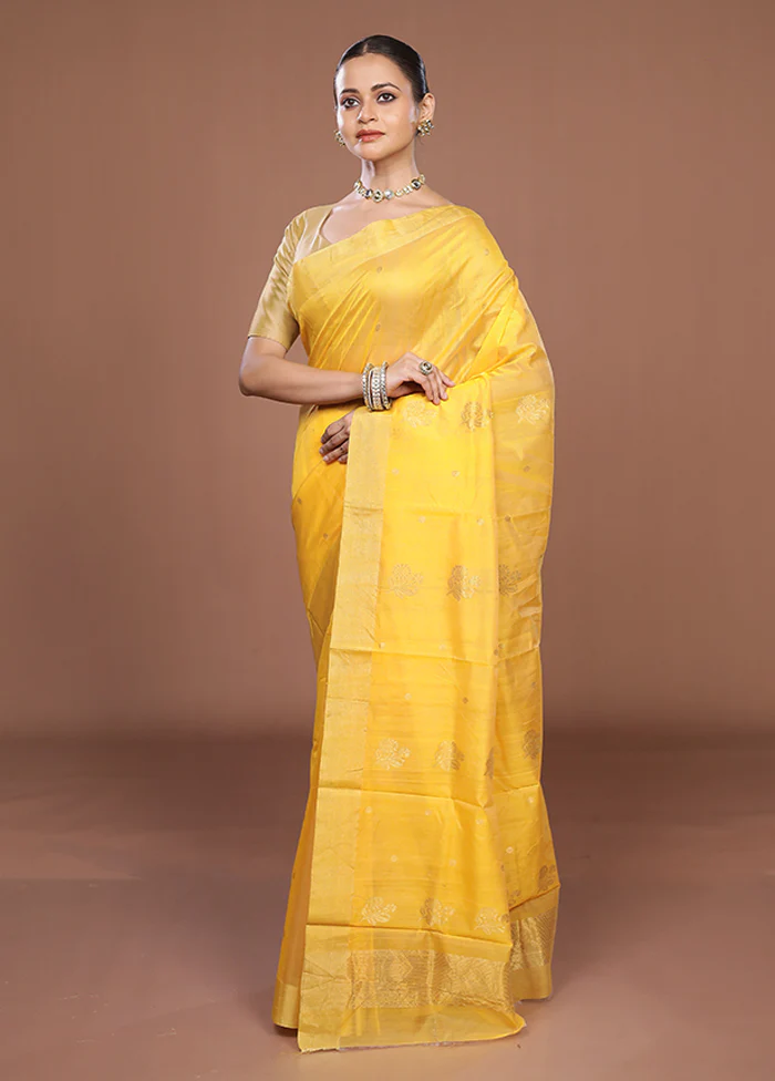 Yellow Chanderi Silk Saree With Blouse Piece - Image 4
