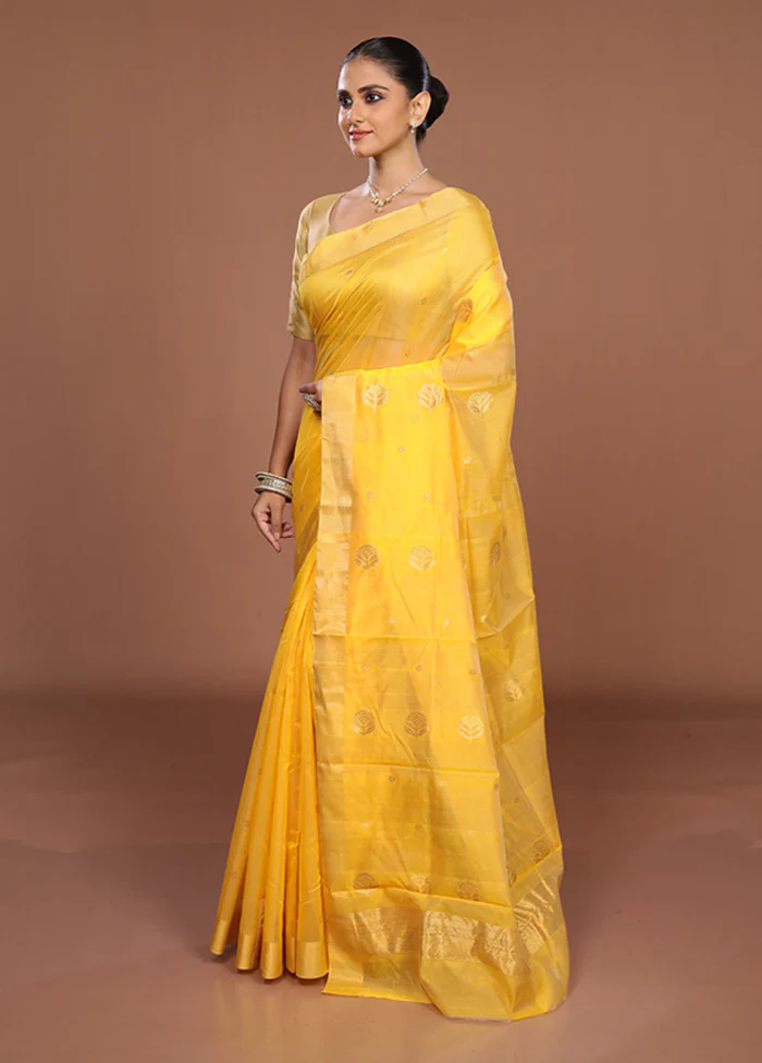 Yellow Chanderi Silk Saree With Blouse Piece - Image 4