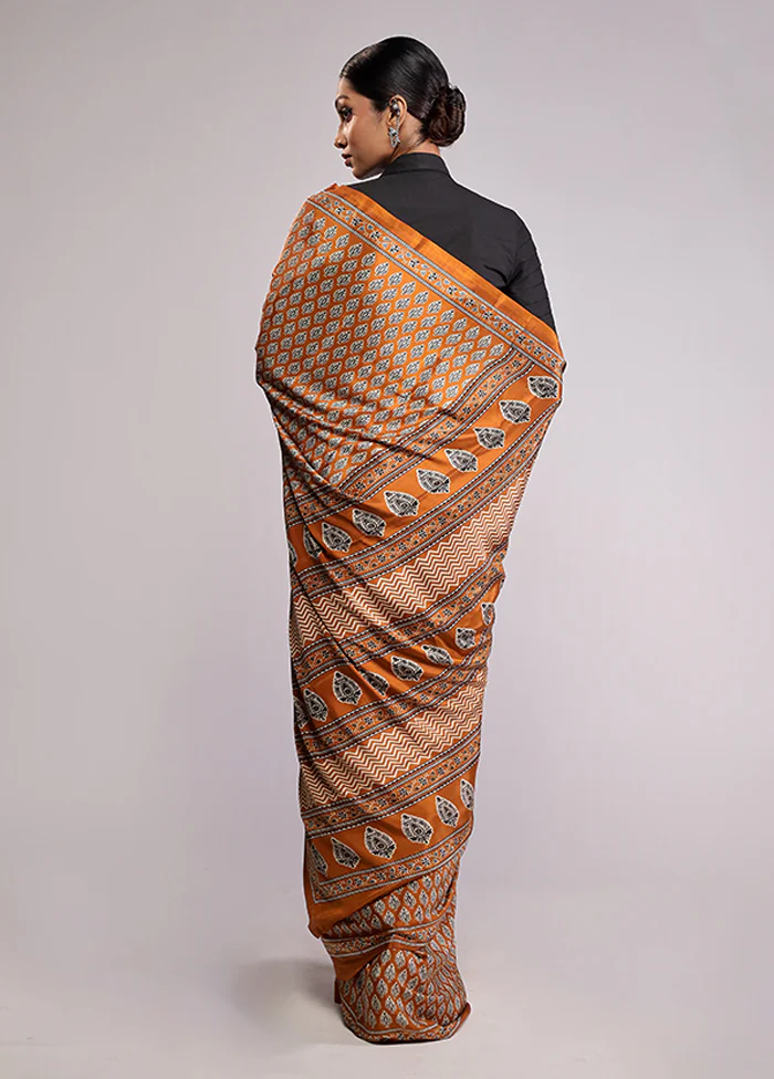 Yellow Chiffon Silk Saree With Blouse Piece - Image 3