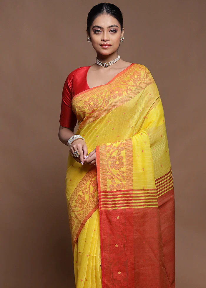 Yellow Cotton Saree With Blouse Piece - Image 2