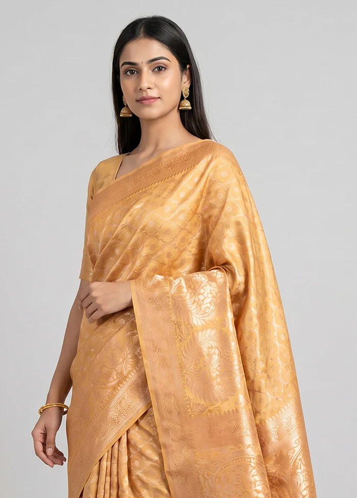 Yellow Cotton Saree With Blouse Piece - Image 2