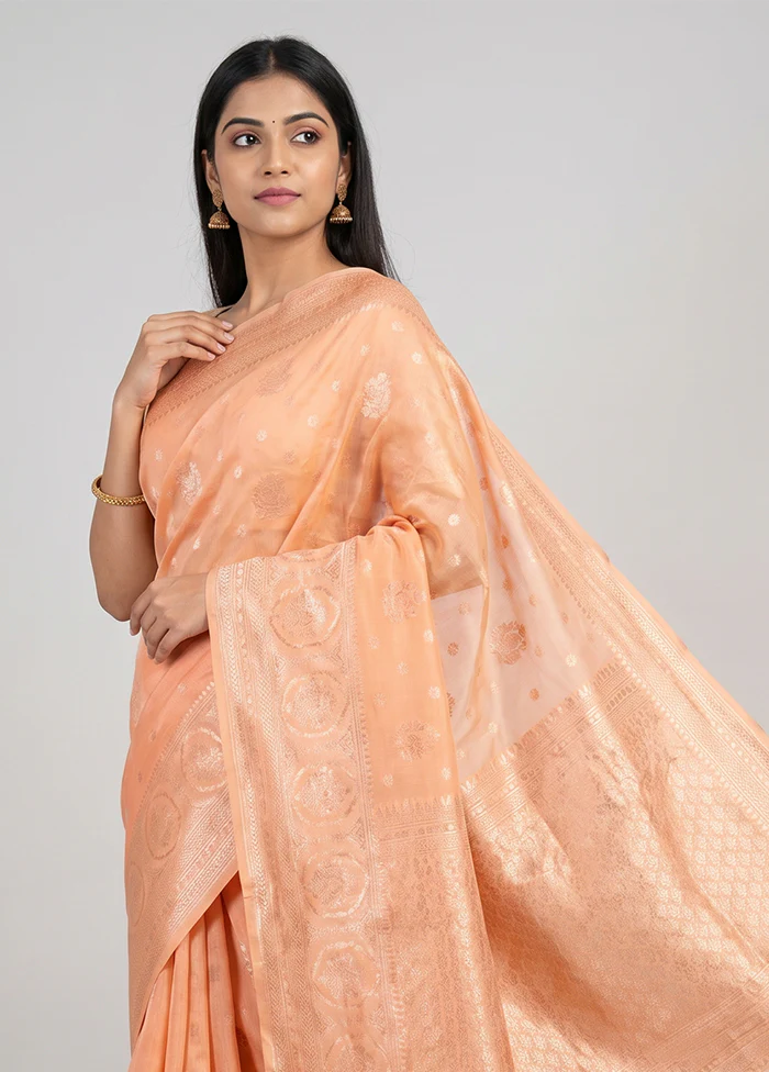 Yellow Cotton Saree With Blouse Piece - Image 2