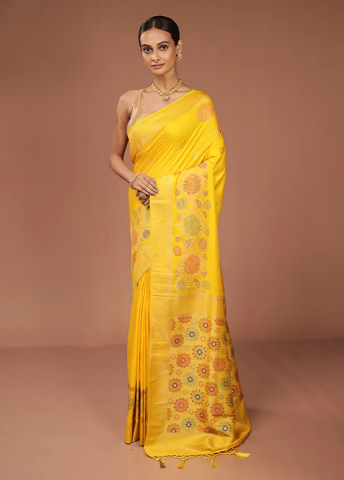Yellow Dupion Silk Saree With Blouse Piece - Image 4