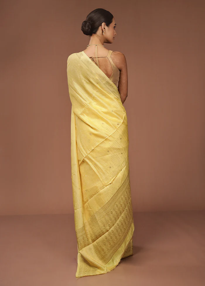 Yellow Dupion Silk Saree With Blouse Piece - Image 3