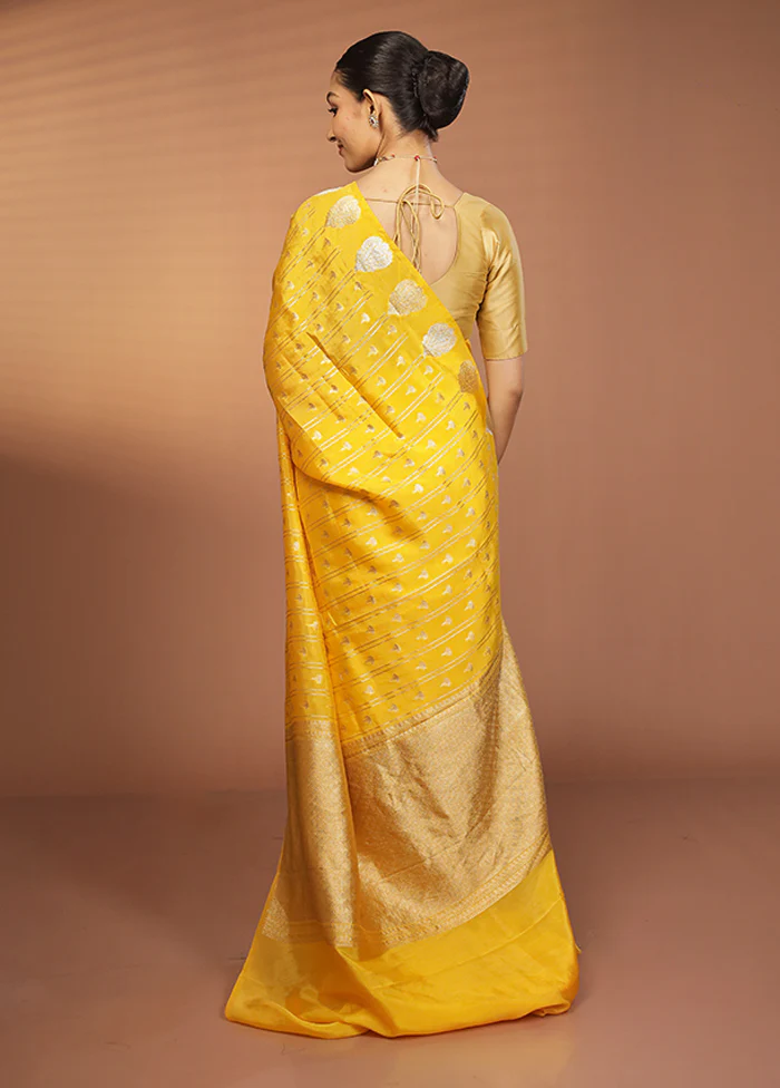 Yellow Dupion Silk Saree With Blouse Piece - Image 3