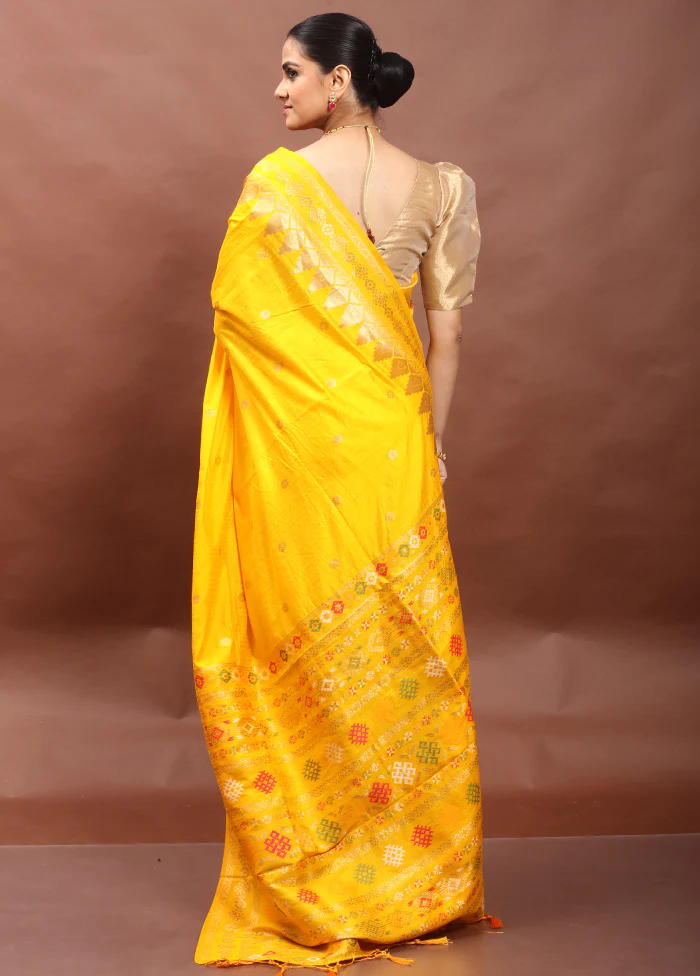 Yellow Dupion Silk Saree With Blouse Piece - Image 3