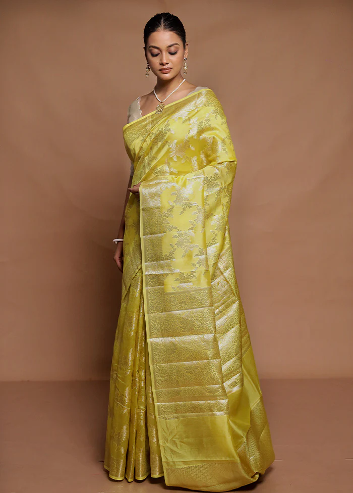 Yellow Dupion Silk Saree With Blouse Piece - Image 4