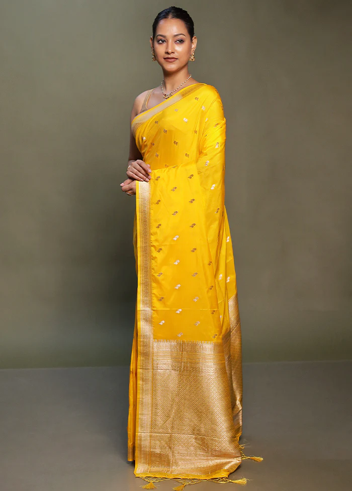 Yellow Dupion Silk Saree With Blouse Piece - Image 4