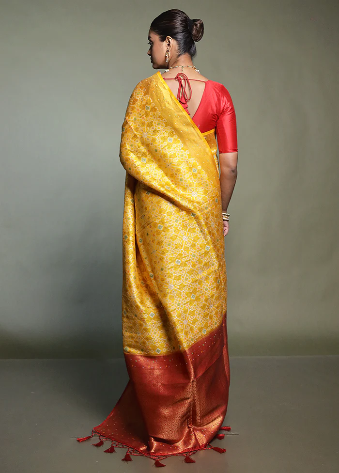 Yellow Dupion Silk Saree With Blouse Piece - Image 3