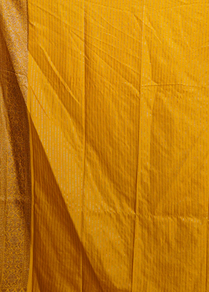 Yellow Dupion Silk Saree With Blouse Piece - Image 5