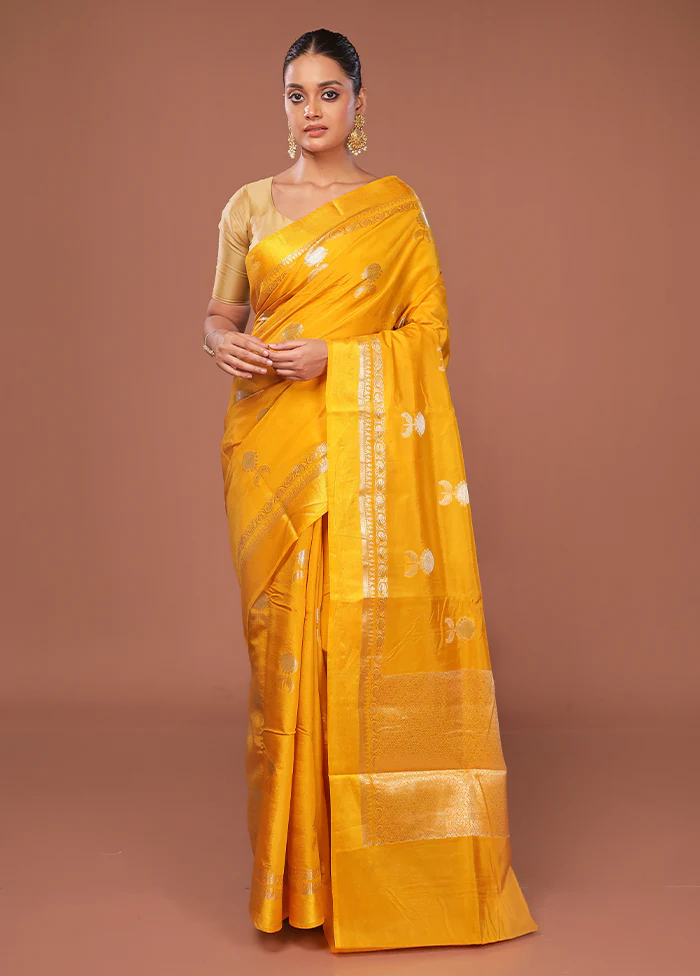 Yellow Dupion Silk Saree With Blouse Piece - Image 2