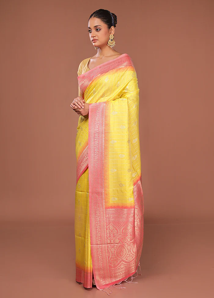 Yellow Dupion Silk Saree With Blouse Piece - Image 4