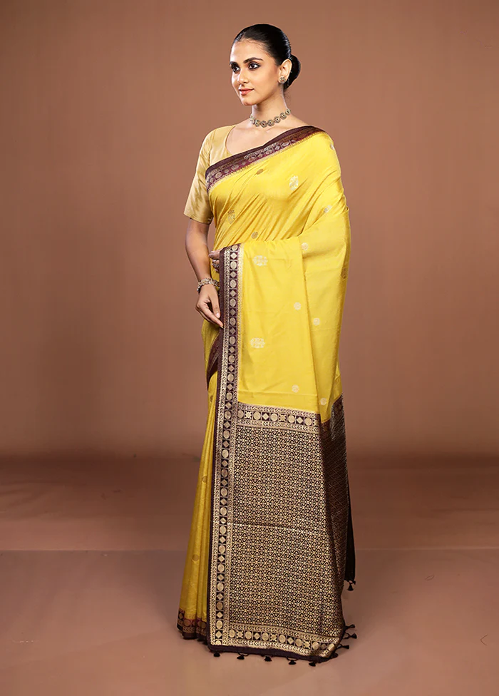 Yellow Dupion Silk Saree With Blouse Piece - Image 4