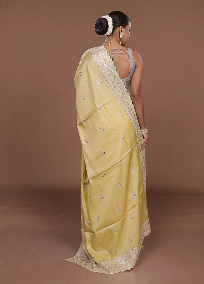 Yellow Dupion Silk Saree With Blouse Piece - Image 3