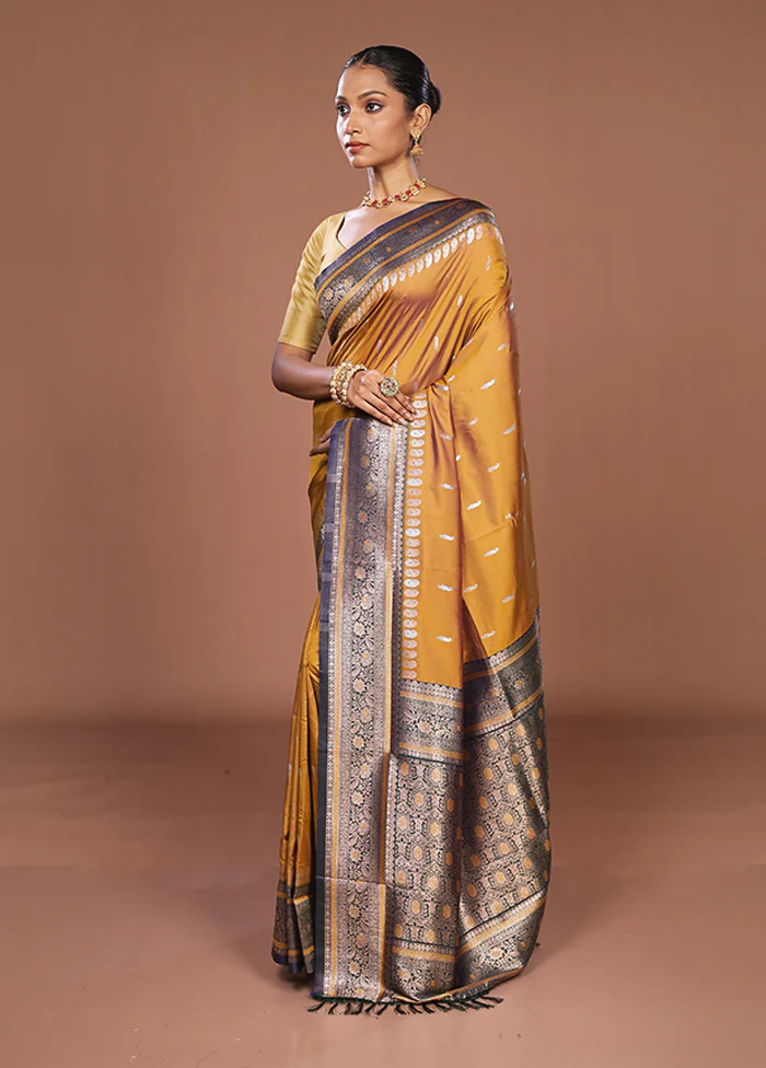 Yellow Dupion Silk Saree With Blouse Piece - Image 4