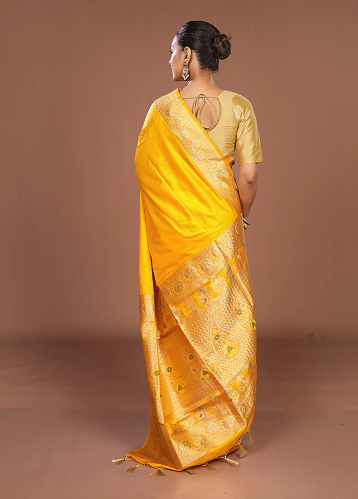Yellow Dupion Silk Saree With Blouse Piece - Image 3