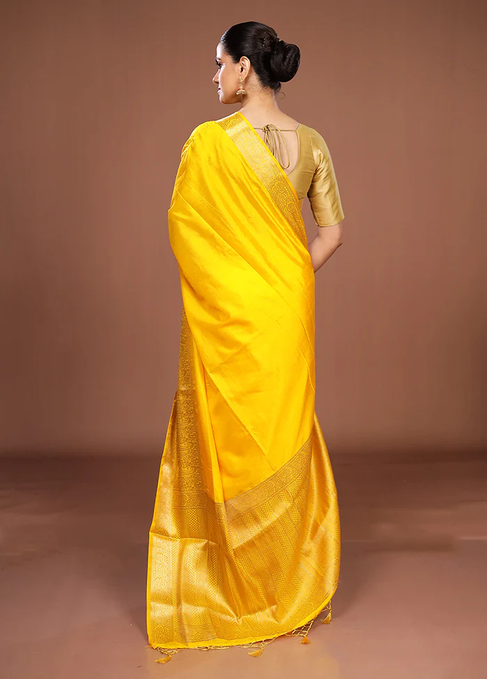 Yellow Dupion Silk Saree With Blouse Piece - Image 3