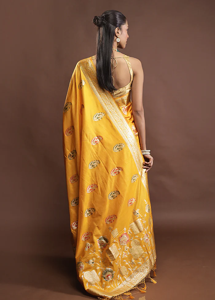 Yellow Dupion Silk Saree With Blouse Piece - Image 3