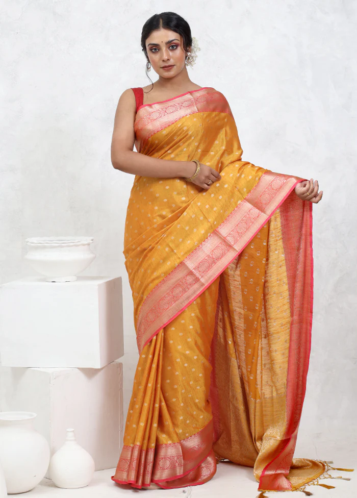 Yellow Dupion Silk Saree With Blouse Piece - Image 2