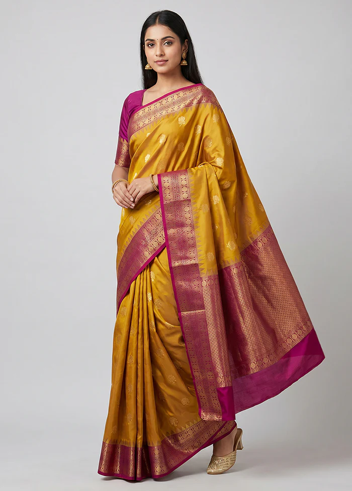 Yellow Gadwal Silk Saree Without Blouse Piece