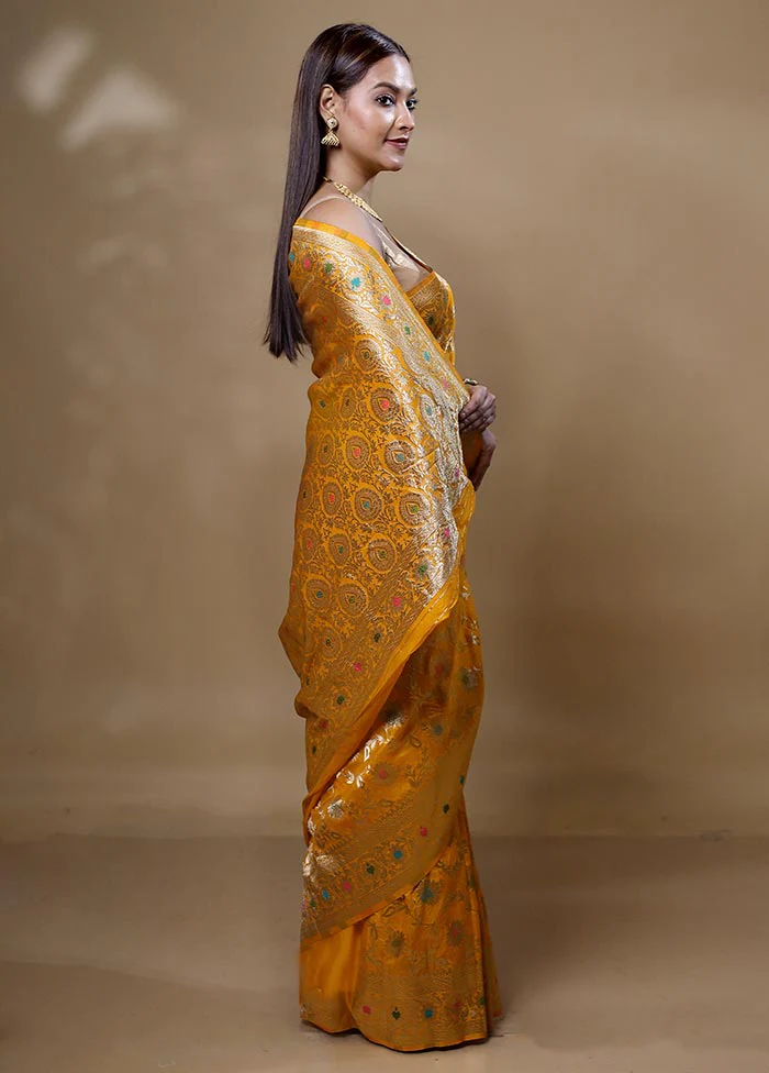 Yellow Georgette Saree With Blouse Piece - Image 4
