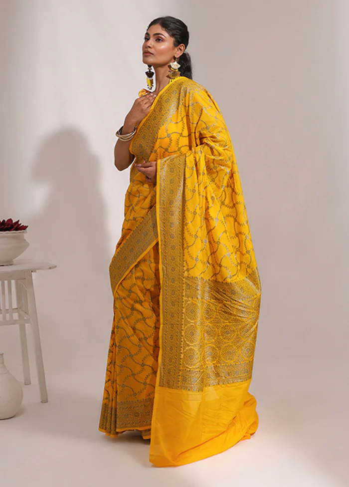 Yellow Georgette Saree With Blouse Piece - Image 4
