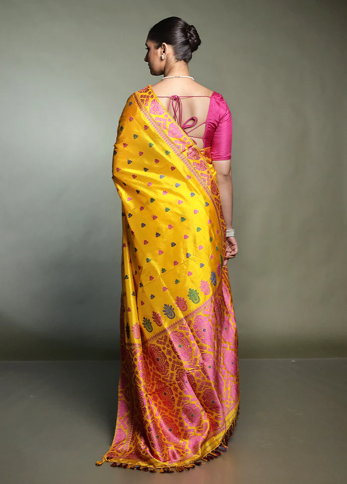 Yellow Handloom Assam Pure Silk Saree With Blouse Piece - Image 3