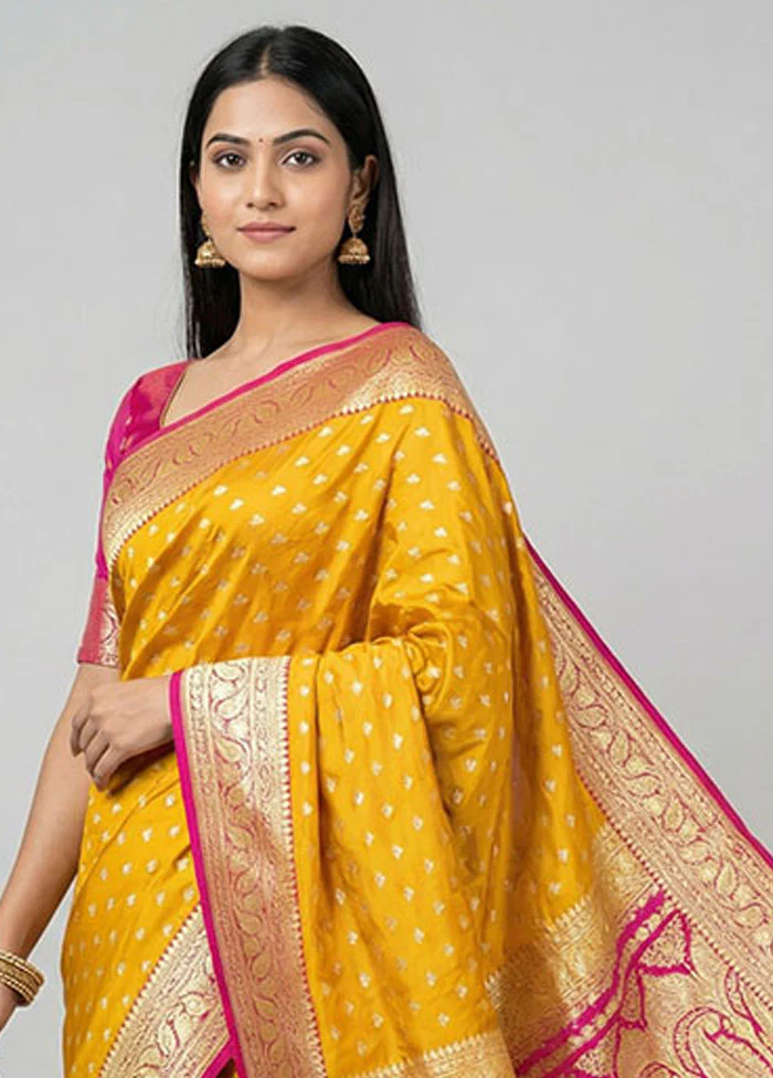 Yellow Handloom Banarasi Pure Silk Saree With Blouse Piece - Image 2