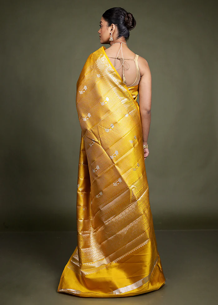 Yellow Handloom Dupion Pure Silk Saree With Blouse Piece - Image 3