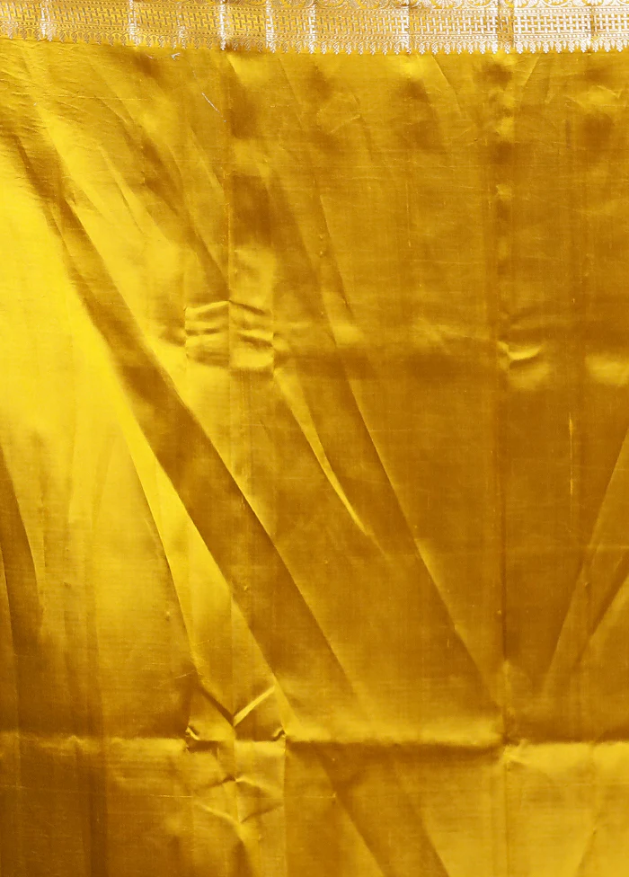 Yellow Handloom Dupion Pure Silk Saree With Blouse Piece - Image 5