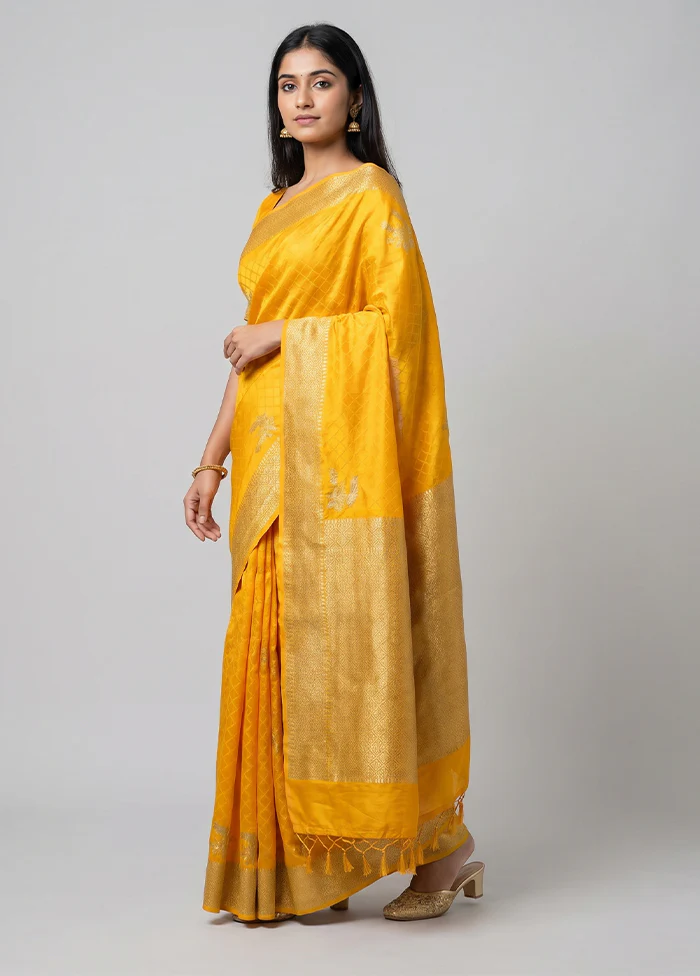 Yellow Handloom Dupion Pure Silk Saree With Blouse Piece