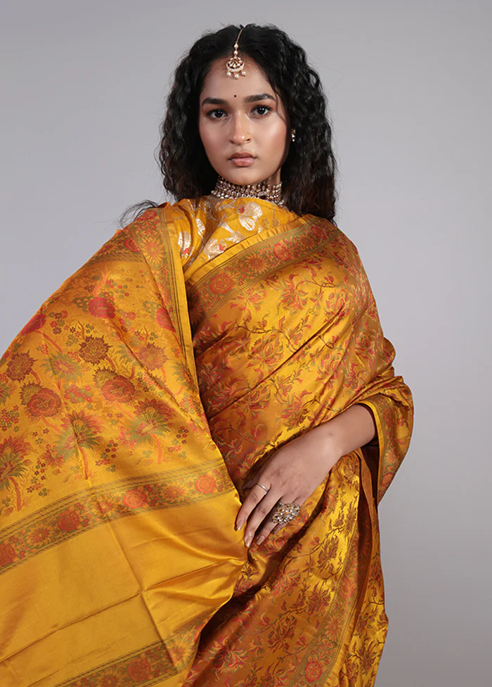 Yellow Handloom Jamewar Pure Silk Saree With Blouse Piece - Image 2