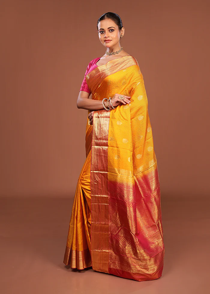 Yellow Handloom Kanchipuram Pure Silk Saree With Blouse Piece - Image 4