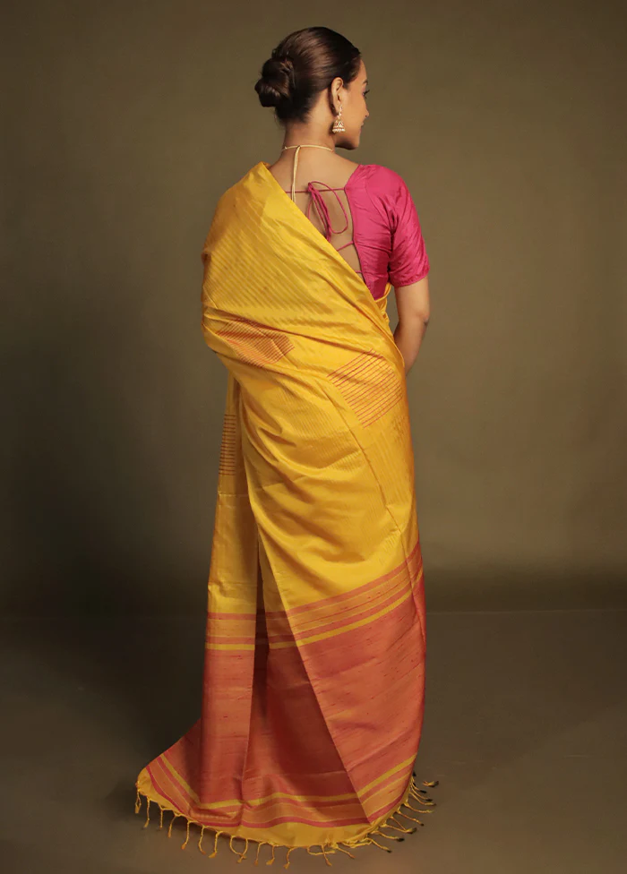 Yellow Handloom Kanjivaram Pure Silk Saree With Blouse Piece - Image 3