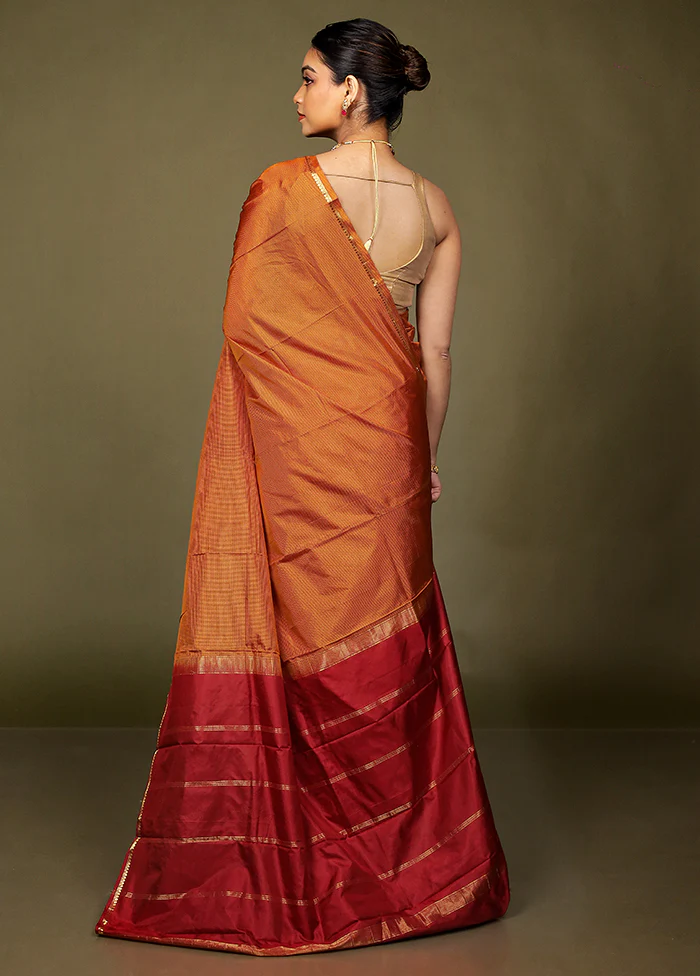 Yellow Handloom Kanjivaram Pure Silk Saree With Blouse Piece - Image 3