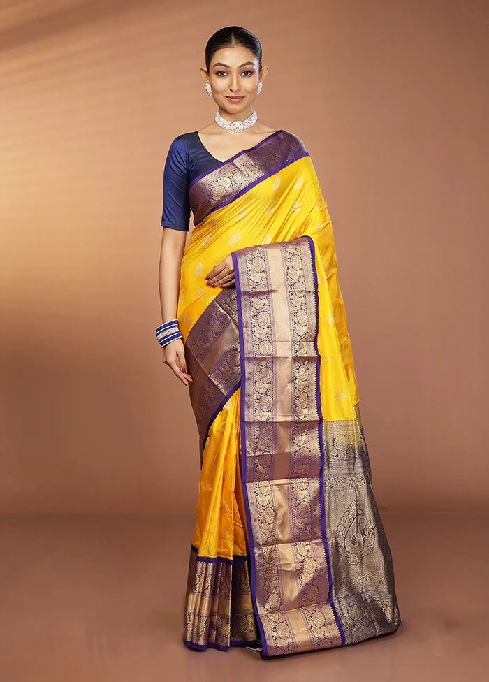 Yellow Handloom Kanjivaram Pure Silk Saree With Blouse Piece - Image 2