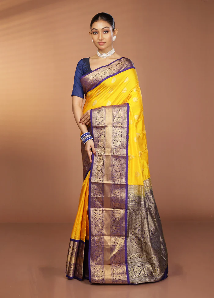 Yellow Handloom Kanjivaram Pure Silk Saree With Blouse Piece - Image 4