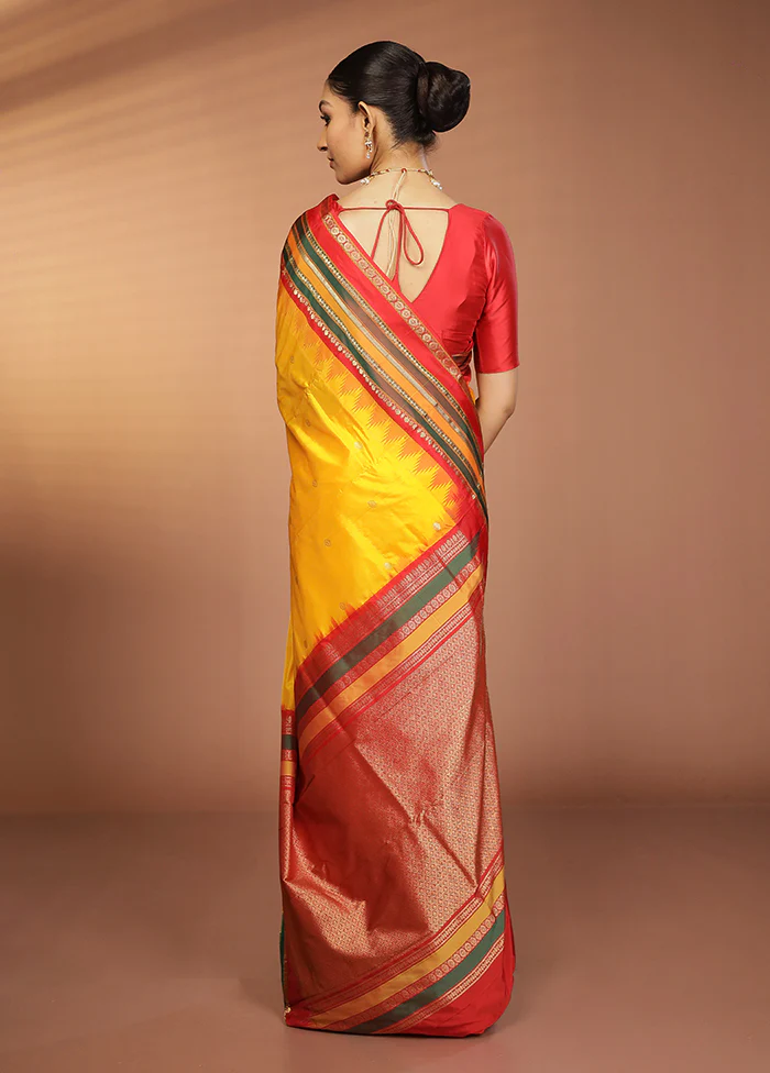 Yellow Handloom Kanjivaram Pure Silk Saree With Blouse Piece - Image 3