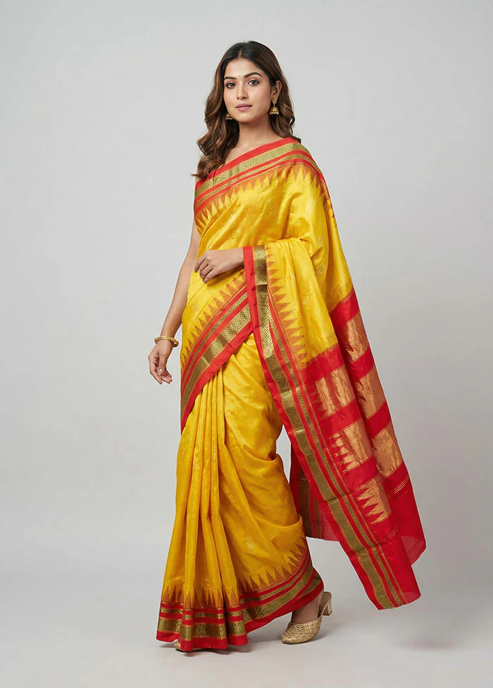 Yellow Handloom Kanjivaram Pure Silk Saree With Blouse Piece