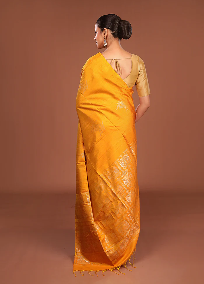 Yellow Handloom Kanjivaram Pure Silk Saree With Blouse Piece - Image 3