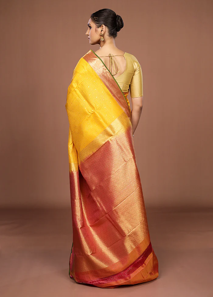Yellow Handloom Kanjivaram Pure Silk Saree With Blouse Piece - Image 3