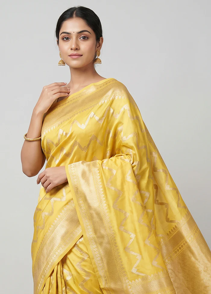 Yellow Handloom Katan Pure Silk Saree With Blouse Piece - Image 2