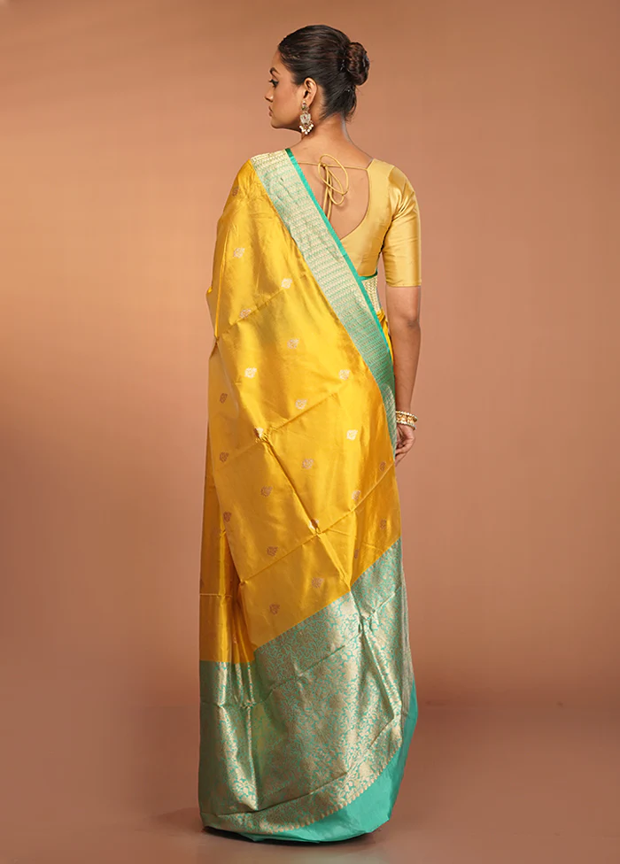 Yellow Handloom Katan Pure Silk Saree With Blouse Piece - Image 3
