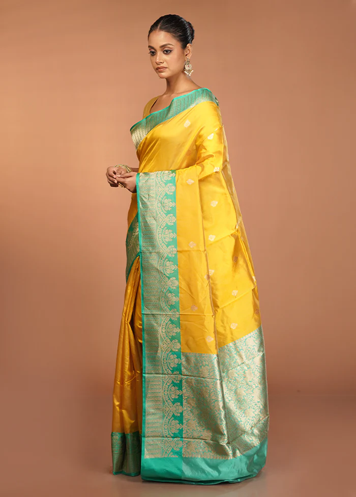 Yellow Handloom Katan Pure Silk Saree With Blouse Piece - Image 4