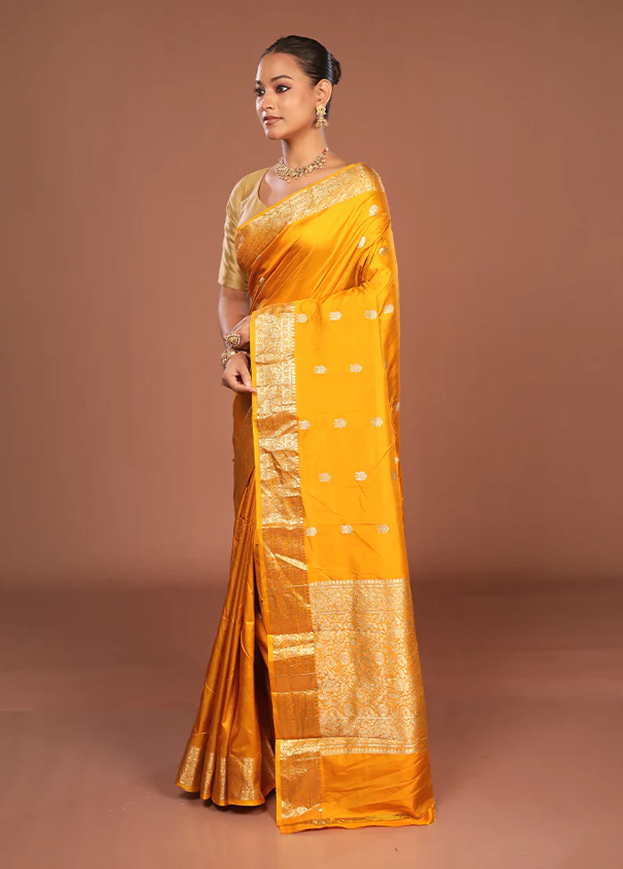 Yellow Handloom Katan Pure Silk Saree With Blouse Piece - Image 4