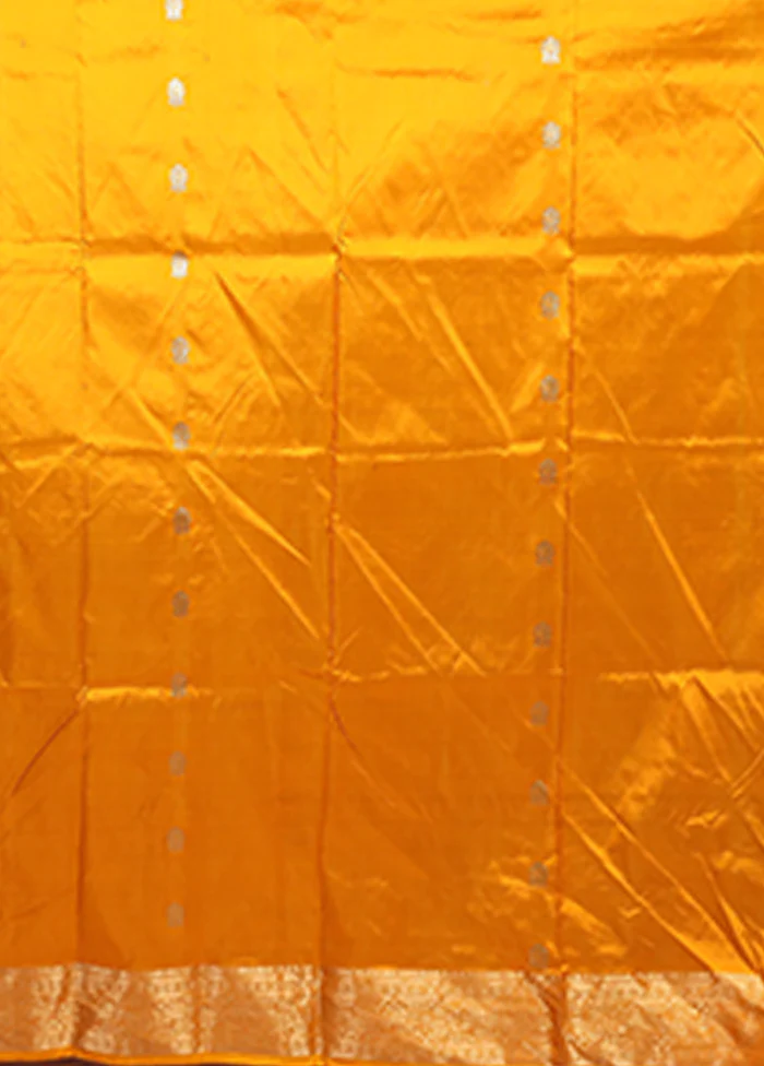 Yellow Handloom Katan Pure Silk Saree With Blouse Piece - Image 5