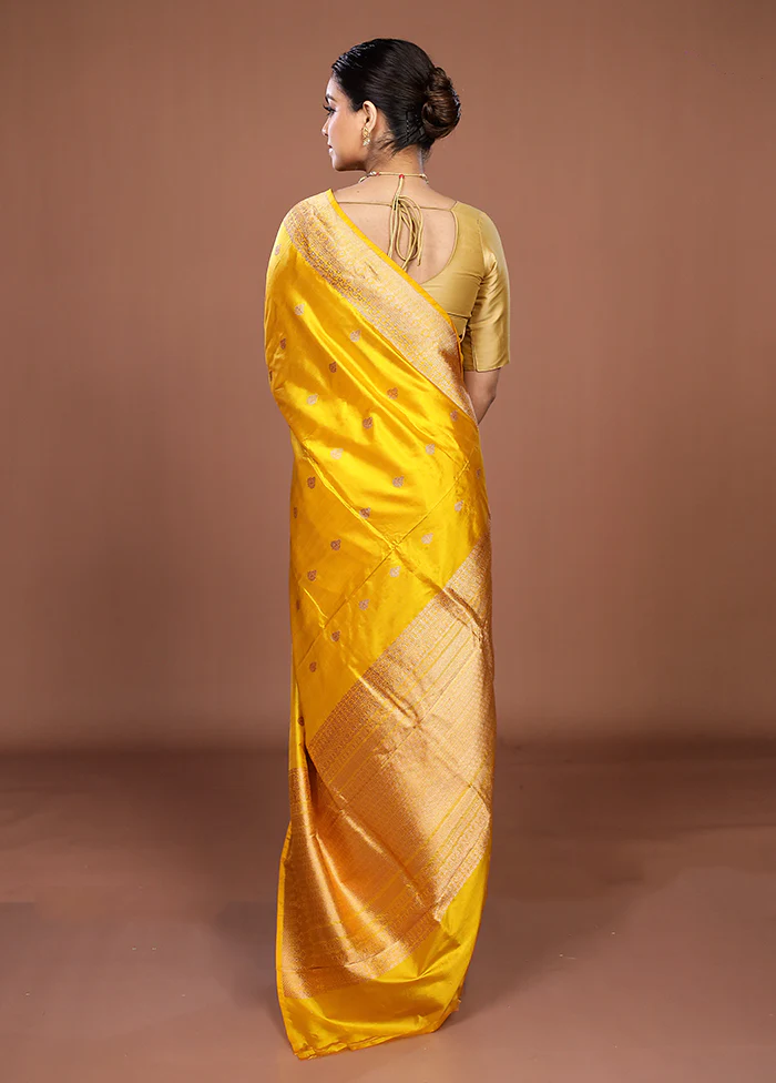 Yellow Handloom Katan Pure Silk Saree With Blouse Piece - Image 3