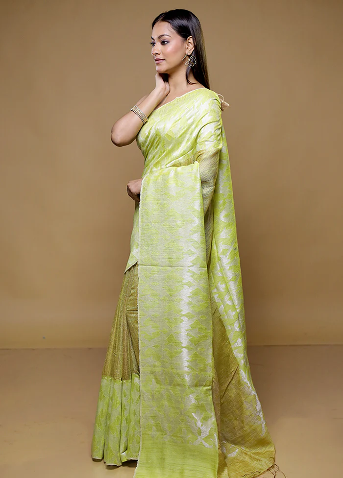 Yellow Handloom Matka Pure Silk Saree With Blouse Piece - Image 4